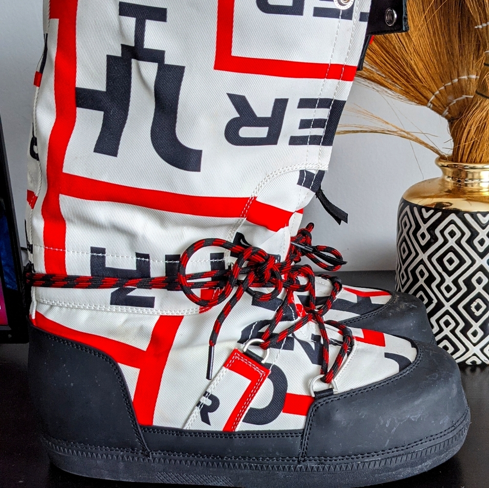 Hunter *Limited Edition* Snow Boots